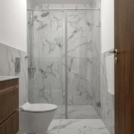 The Luxury Flat * אקהטופול