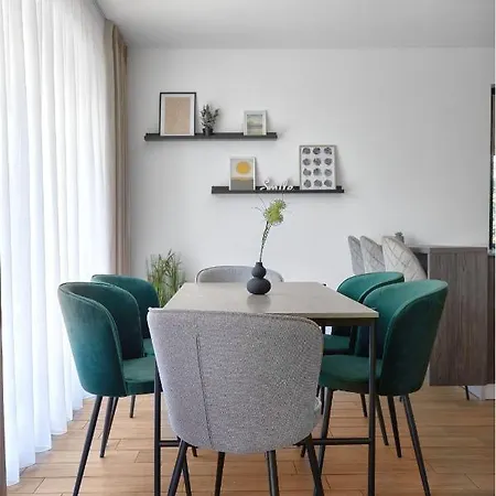 The Luxury Flat Apartment